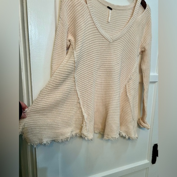 Free People Sunrise Cold Shoulder Sweater Cream Small - Picture 3 of 6